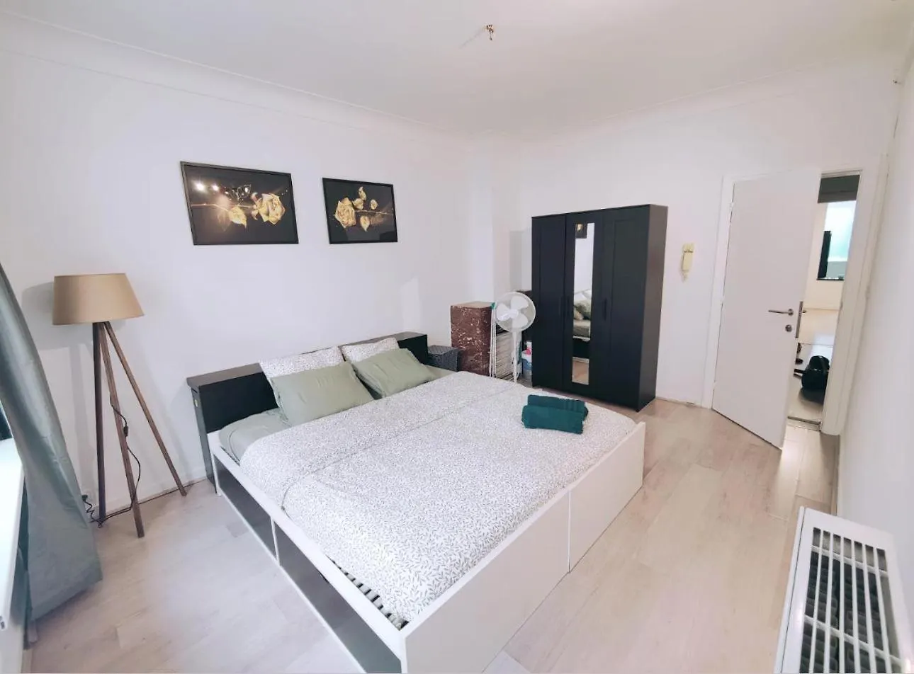 Stunning Suite In Antuérpia Apartamento