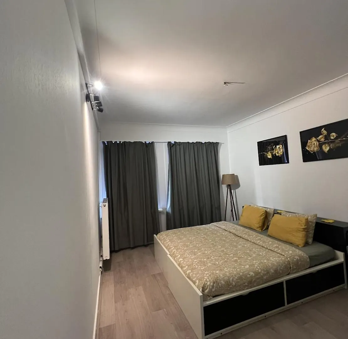 Stunning Suite In Antuérpia